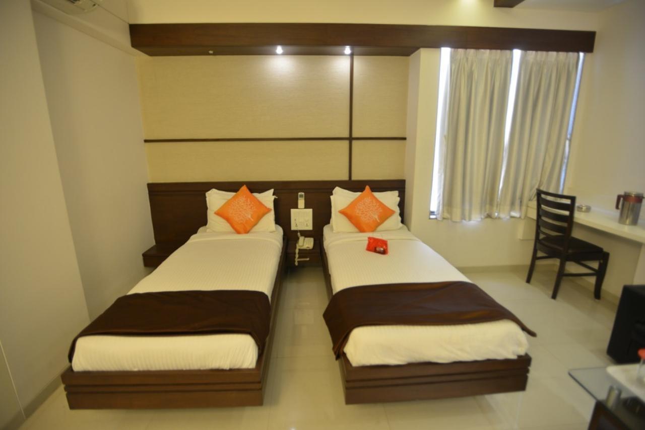 Hotel Marigold Vadodara Extérieur photo